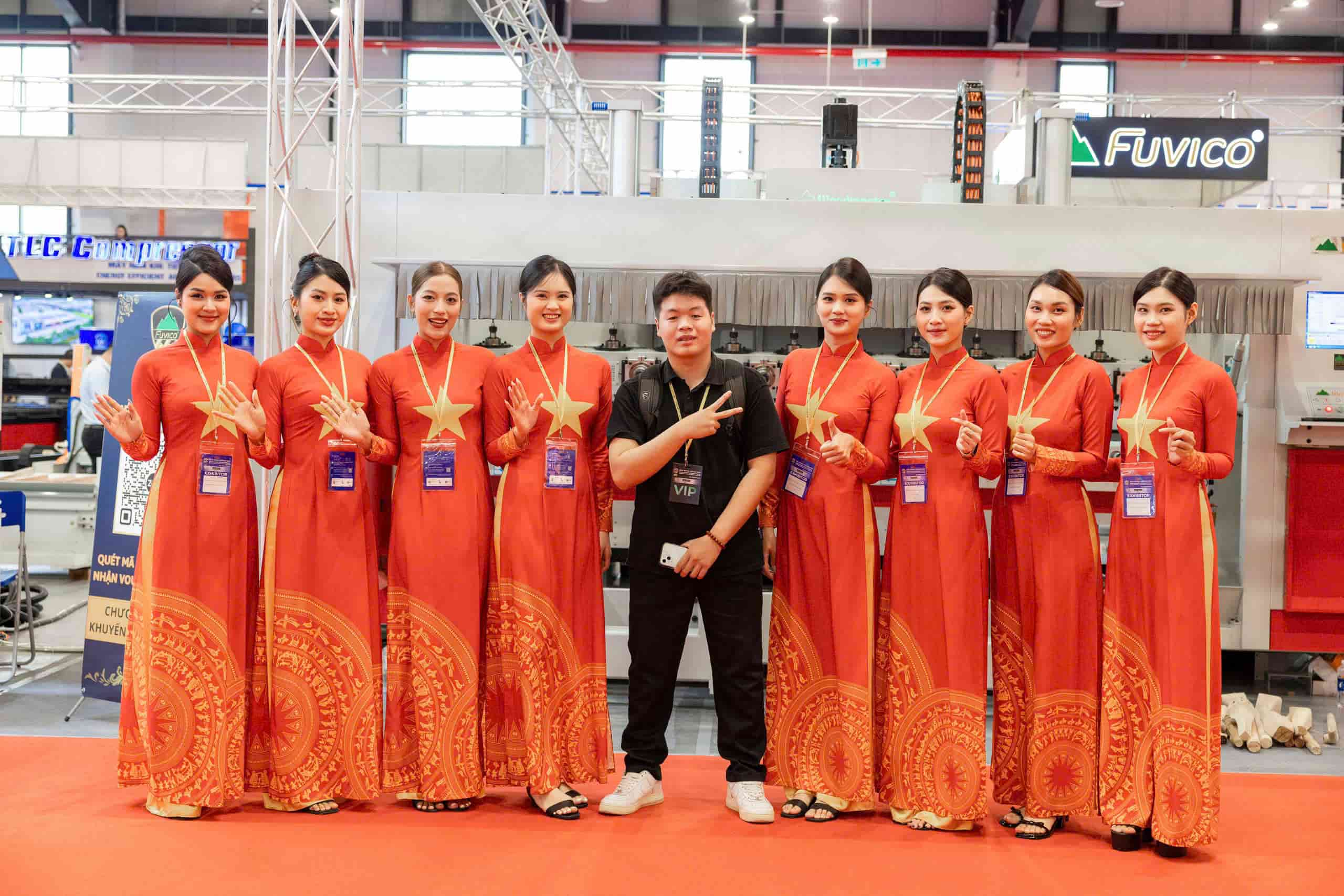 quay chụp hội nghị sự kiện